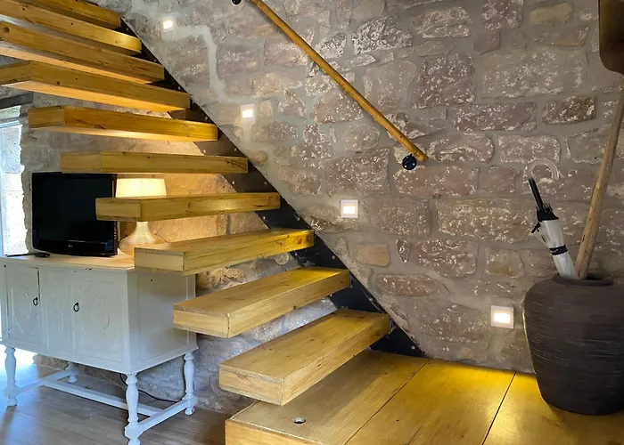 La Casa De La Abuelita * San Vicente del Monte